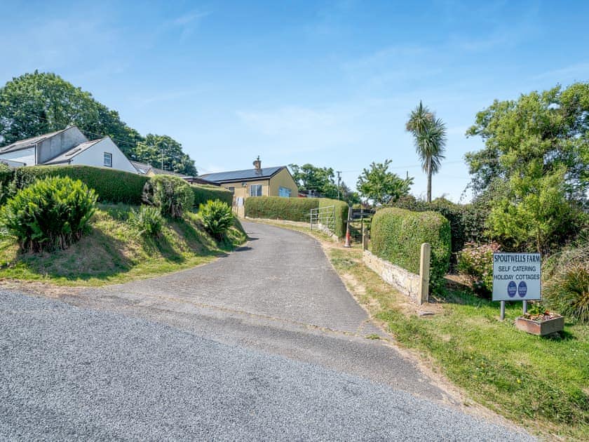 Driveway | The Hayloft, Stranraer