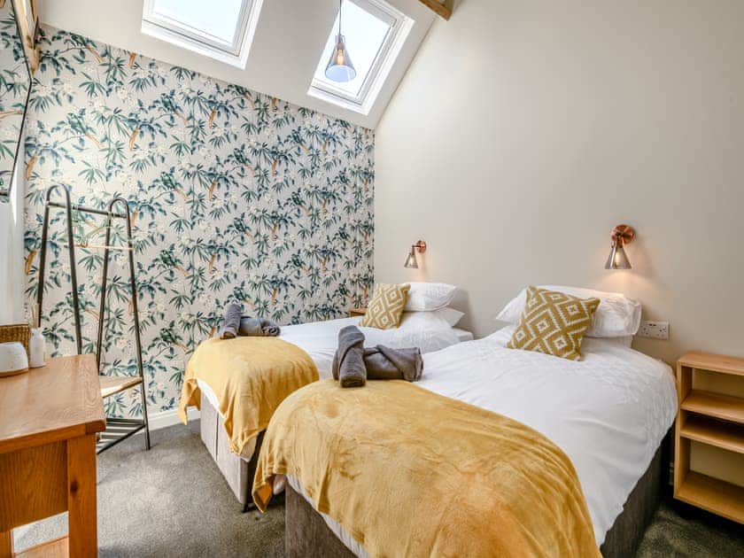 Twin bedroom | The Roost - Fieldhouse Farm Cottages, Skirlaugh