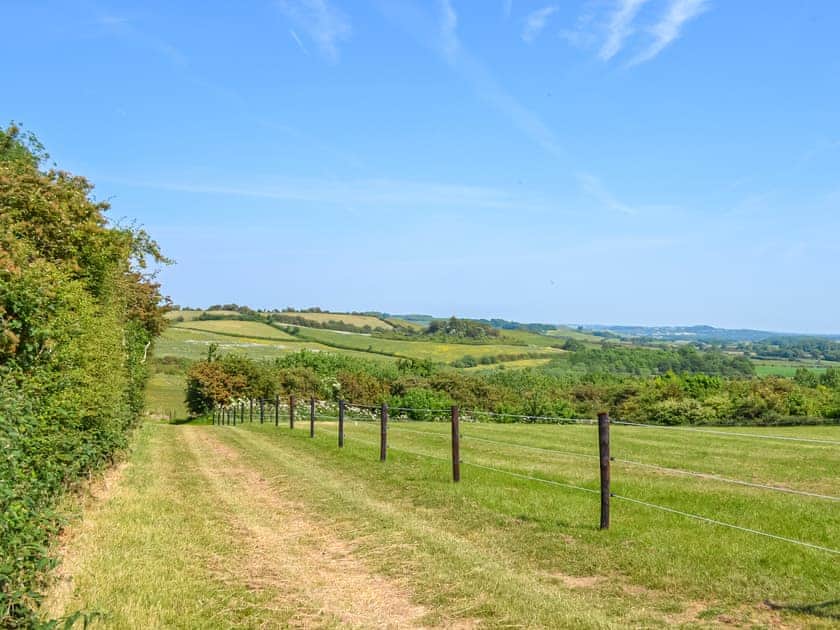 Surrounding area | The Tack Room - Poachers Hideaway, Belchford