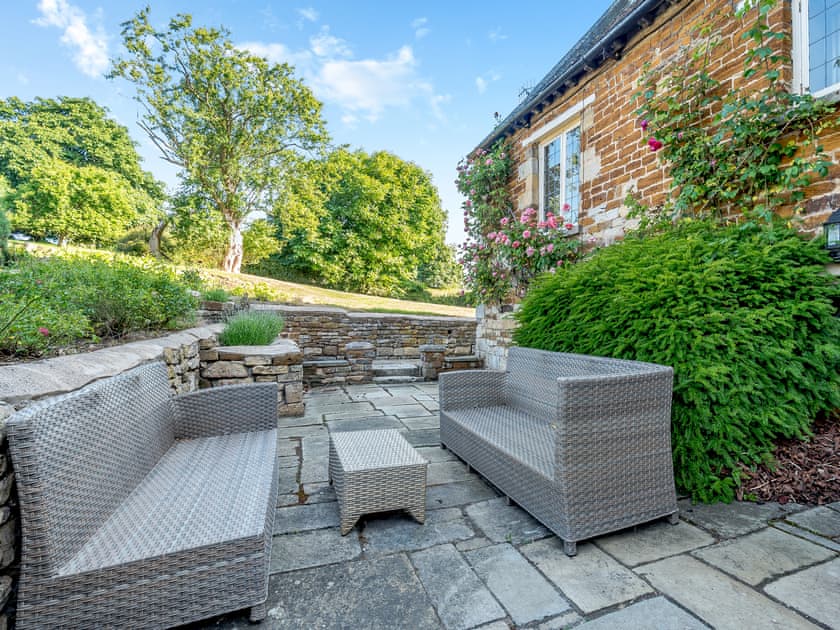 Sitting-out-area | Croxton Park House, Croxton Kerrial, near Grantham