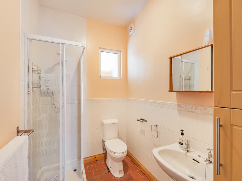 Bathroom | Elms Cottage, Morecambe