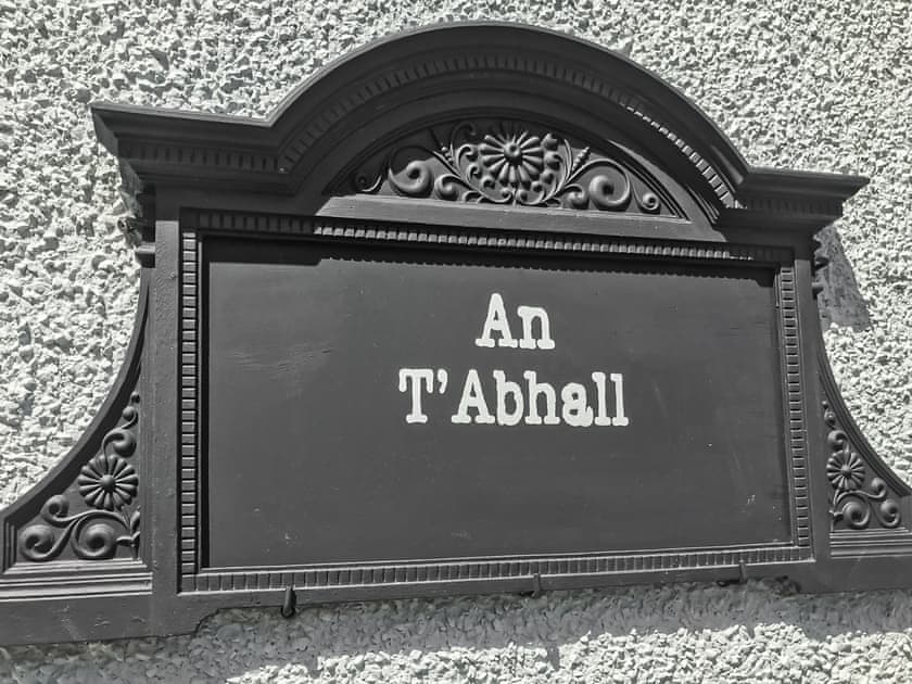 Exterior | An t’Abhall, Acharacle