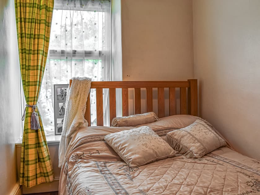 Double bedroom | Hunter’s Lodge, Cynheidre