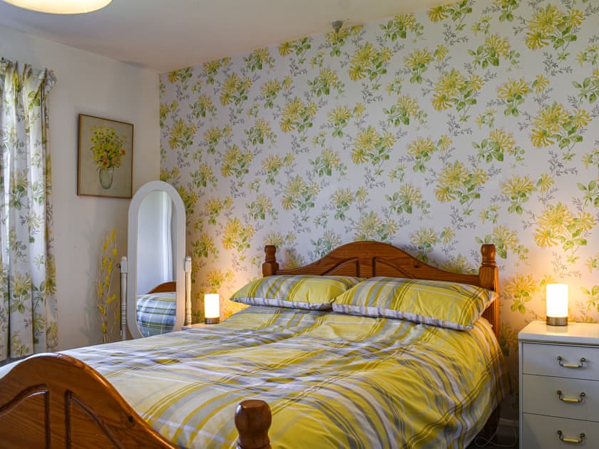 Double bedroom | Teazles, Peel