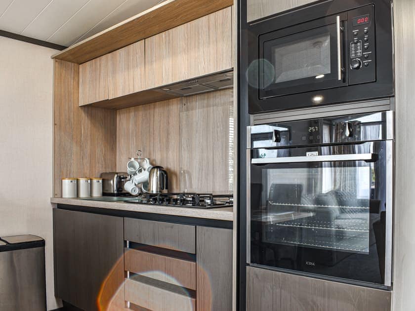 Kitchen area | Holywell Sunset, Newquay