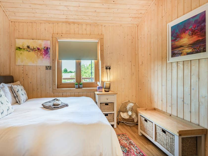 Double bedroom | Jasmine Lodge - The Orchard Luxury Lodges, Hadleigh