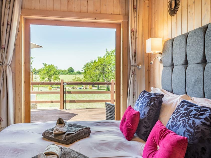 Double bedroom | Jasmine Lodge - The Orchard Luxury Lodges, Hadleigh