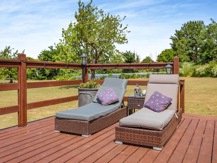 Sitting-out-area | Jasmine Lodge - The Orchard Luxury Lodges, Hadleigh