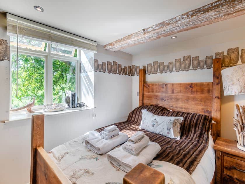 Double bedroom | Croxton Lodge & Curlews Nest, Croxton Kerrial, Near Grantham