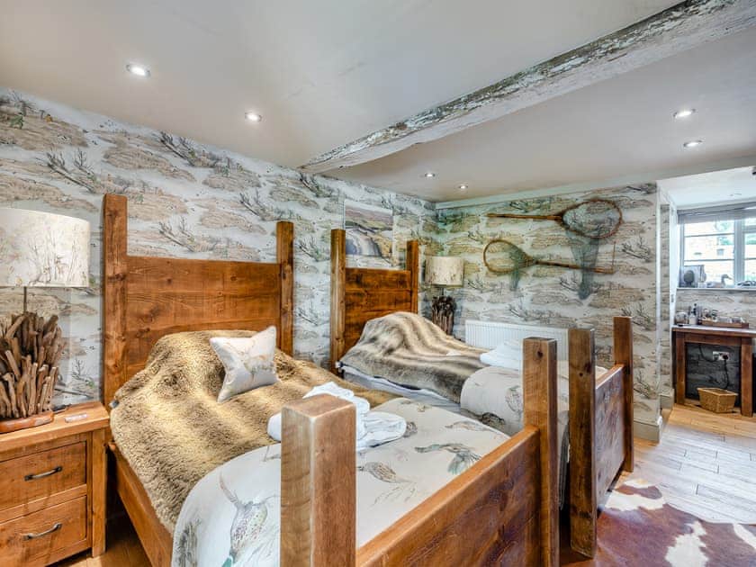 Twin bedroom | Croxton Lodge & Curlews Nest, Croxton Kerrial, Near Grantham