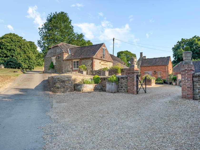 Exterior | Croxton Lodge & Curlews Nest, Croxton Kerrial, Near Grantham