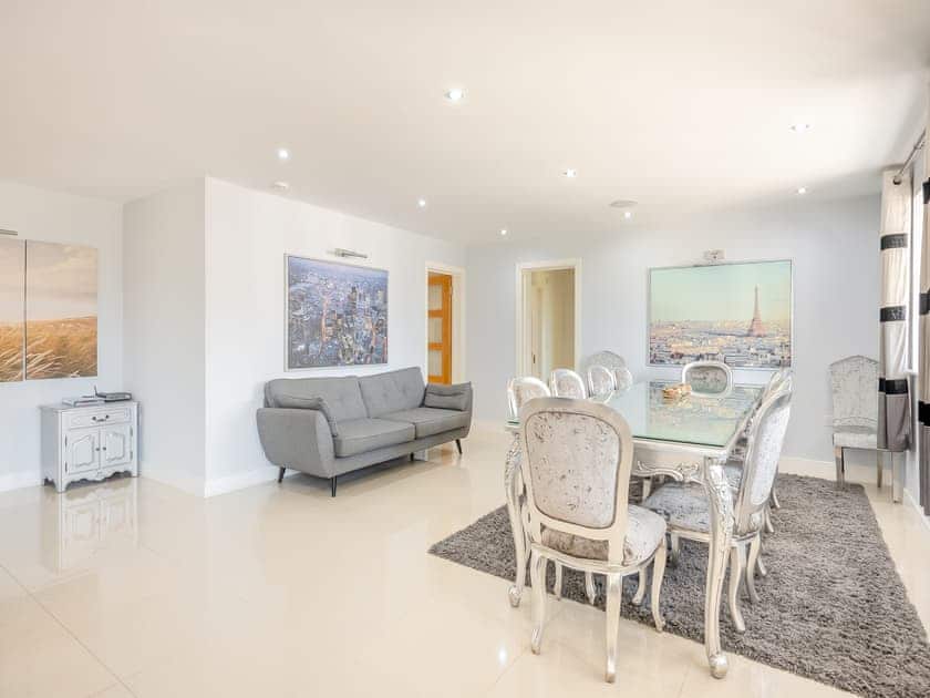 Dining room | Rydal House, St Osyth, near Clacton-on-Sea