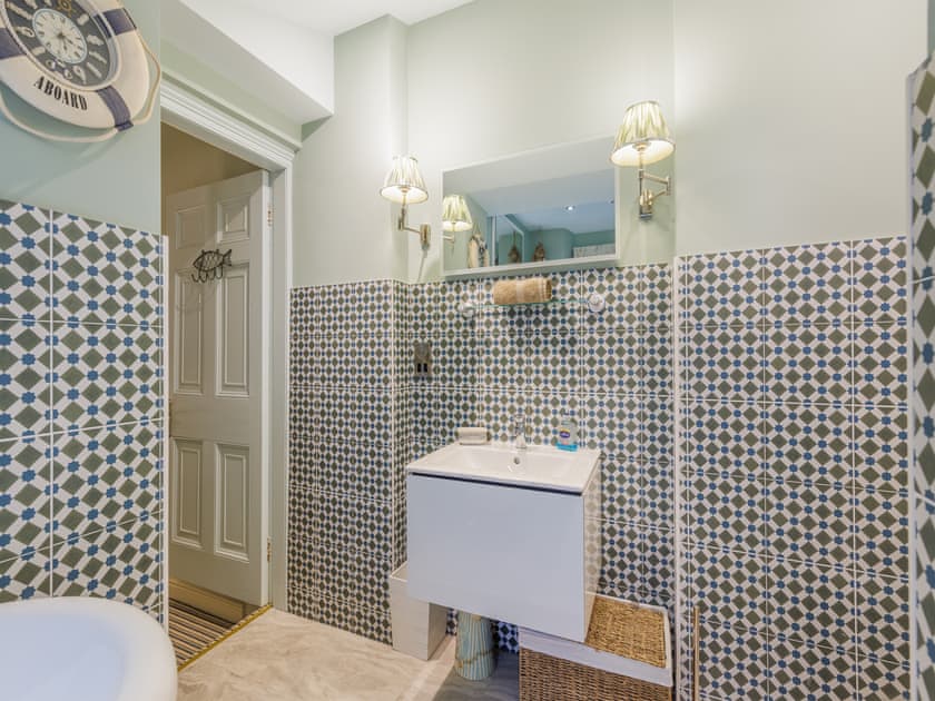 Bathroom | Minafon, Aberdovey, near Machynllleth
