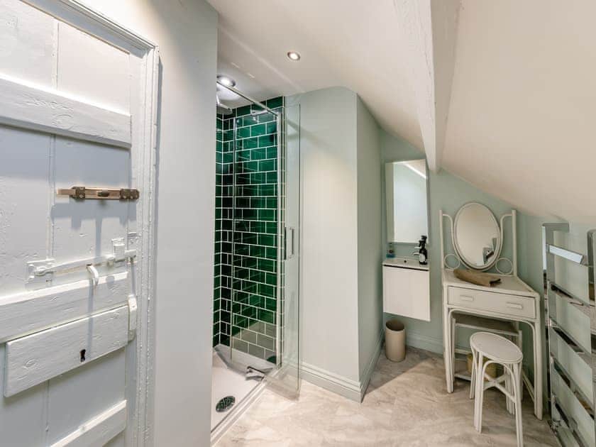 Bathroom | Minafon, Aberdovey, near Machynllleth
