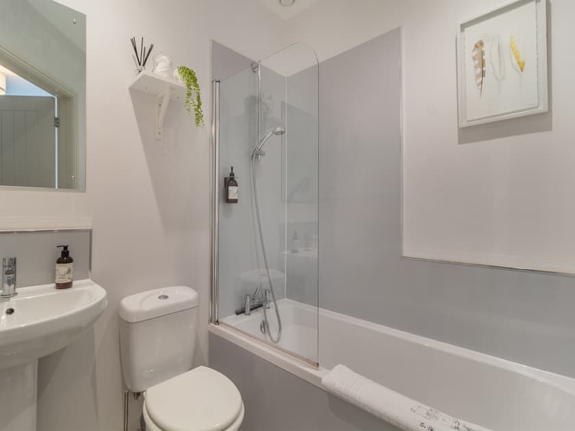 Bathroom | The Old Chequers, South Creake