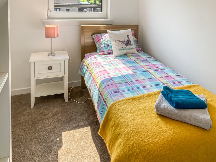 Single bedroom | Castle Park, Ceres, near Cupar