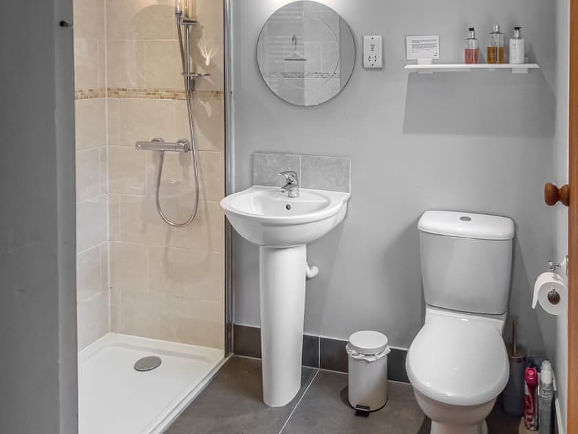 Bathroom | Ruby Cottage, Longnor near Buxton