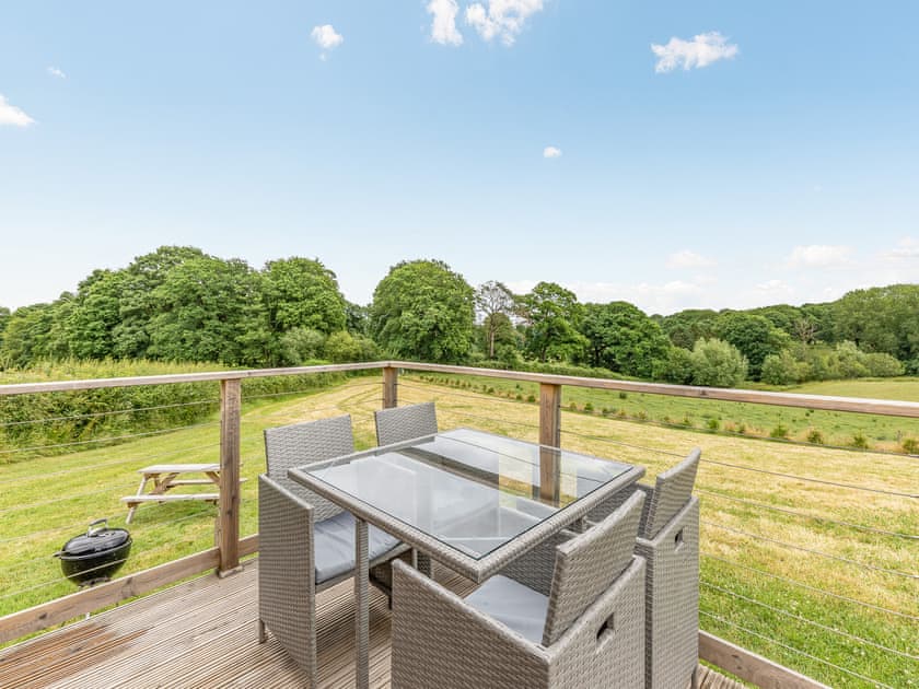 Sitting-out-area | Pod Two - Darnells Luxury Glamping, Ross-on-Wye