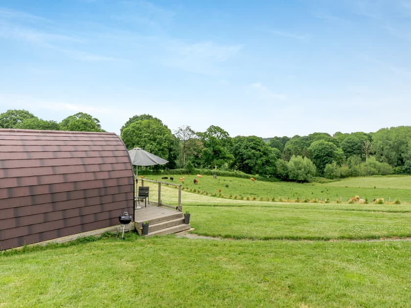 Exterior | Pod One - Darnells Luxury Glamping, Ross-on-Wye