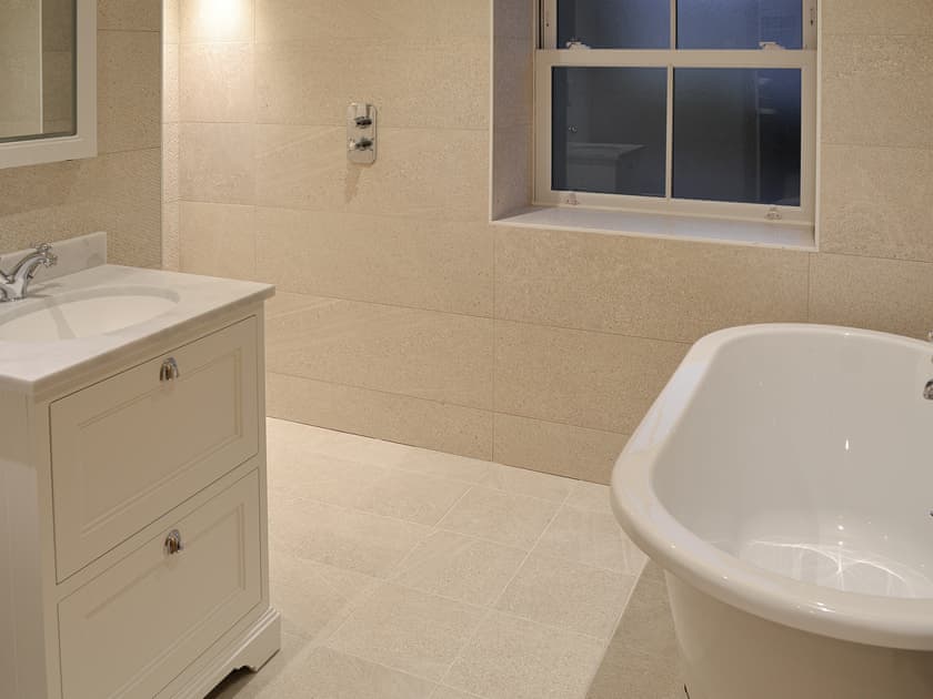 Wet room with stand alone bath | Midge - Lower Trembath, Buryas Bridge, near Penzance