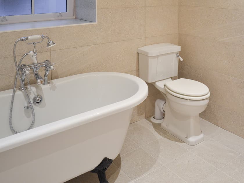 Wet room with stand alone bath | Midge - Lower Trembath, Buryas Bridge, near Penzance