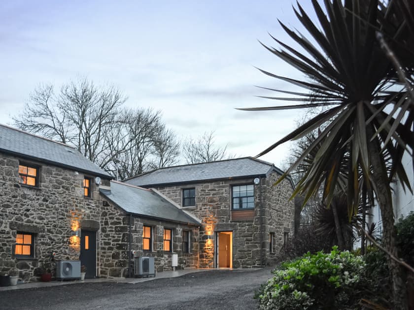 Exterior | Midge - Lower Trembath, Buryas Bridge, near Penzance