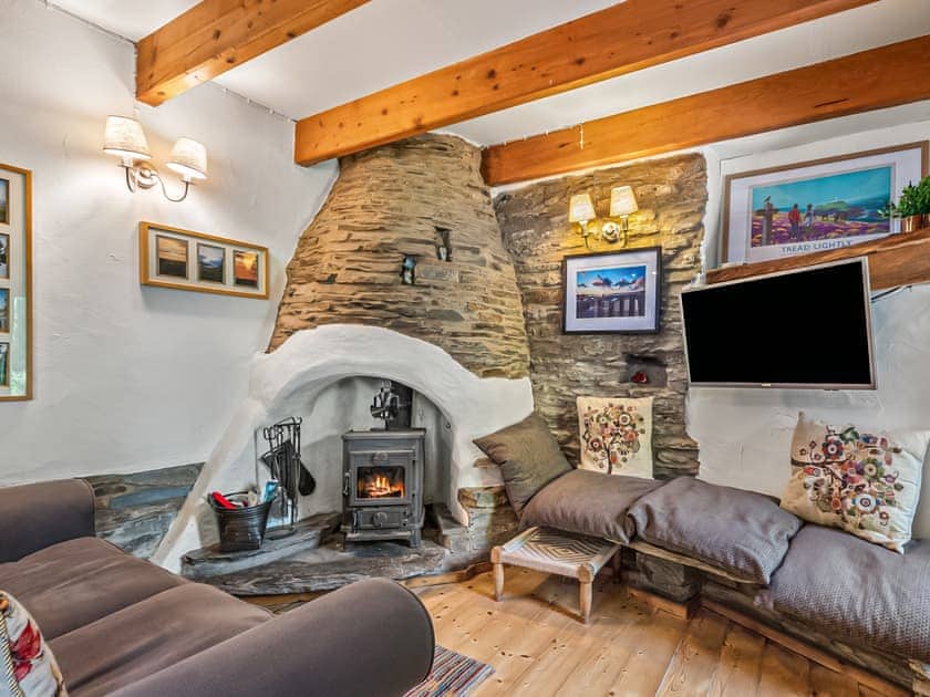 Living area | Ysgubor Ganol - Fron Isaf Cottages, Llanglydwen, near Narberth