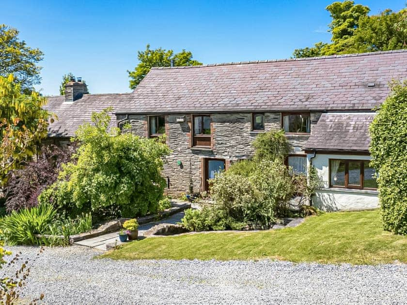 Exterior | Ysgubor Uchaf - Fron Isaf Cottages, Llanglydwen, near Narberth