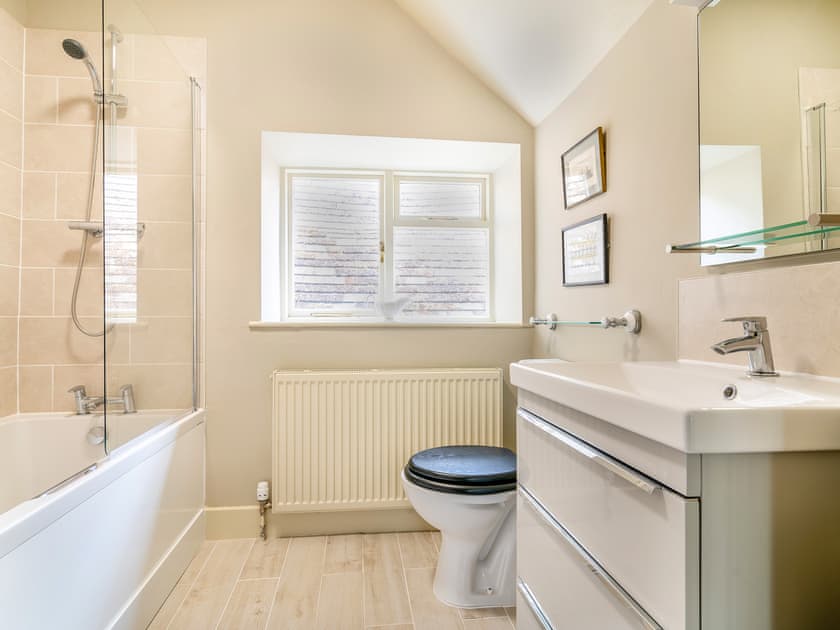 Bathroom | Court Cottage, Knill, near Presteigne