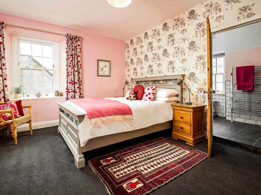 Double bedroom | Hideaway, Kelso