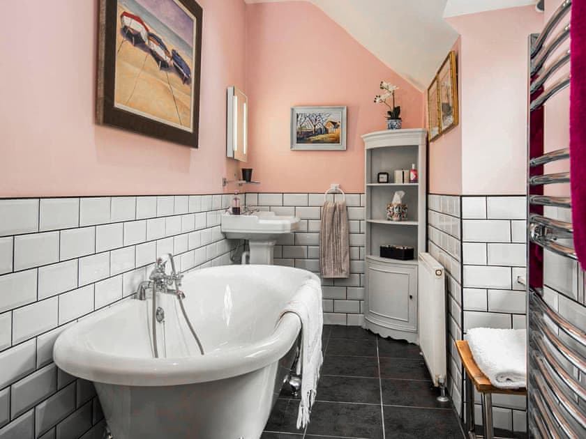 Bathroom | Hideaway, Kelso