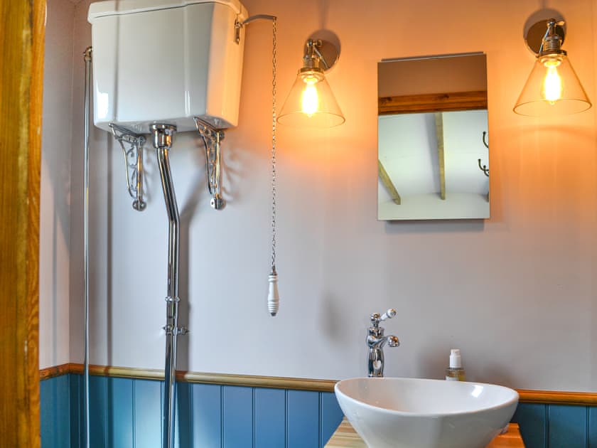 Bathroom | Wildflower View - Old School Holidays, Gembling