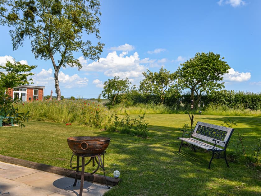 Garden | Wildflower View - Old School Holidays, Gembling