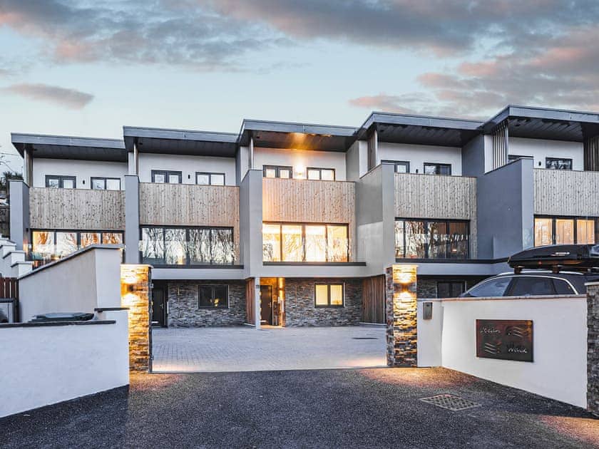 Exterior | Ocean-Walk, Perranporth
