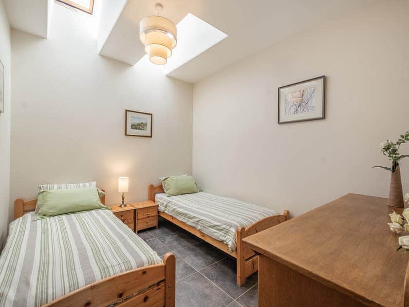 Twin bedroom | Strathmaddie Farm Cottage, Palnure by Newton Stewart