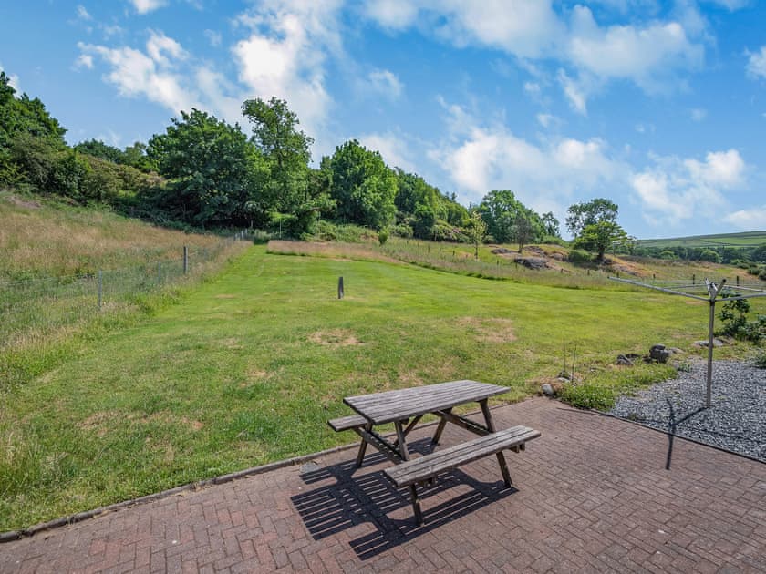 Sitting-out-area | Strathmaddie Farm Cottage, Palnure by Newton Stewart