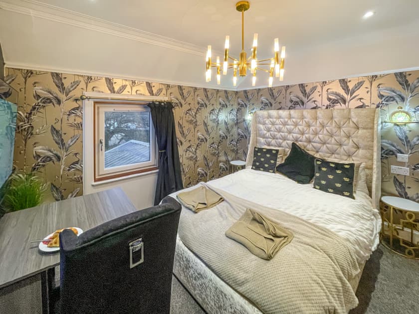 Double bedroom | The Golden Crown, Tarbolton, near Ayr