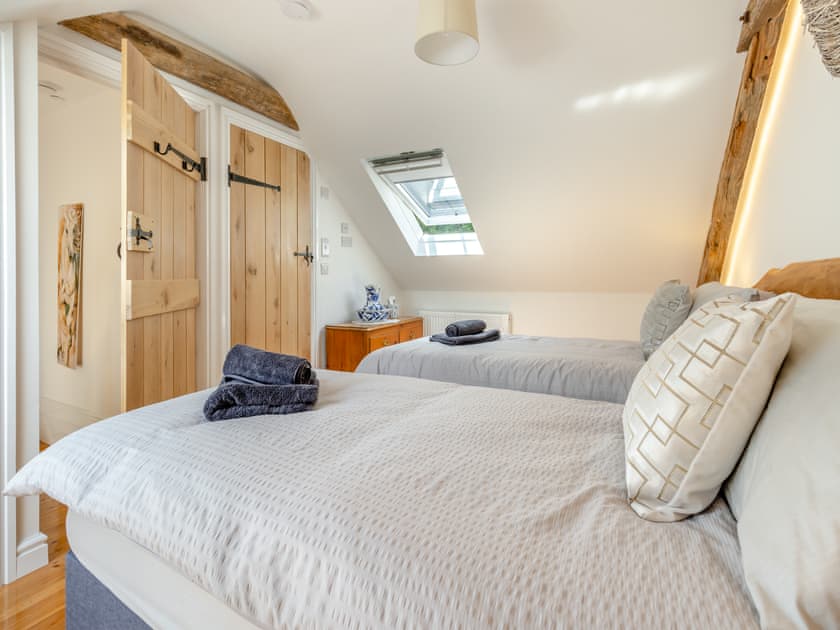 Twin bedroom | Y Beudy, Capel Bangor, near Aberystwyth