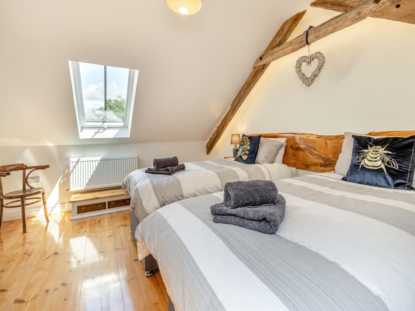 Twin bedroom | Y Beudy, Capel Bangor, near Aberystwyth