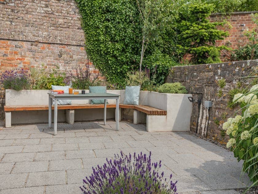 Sitting-out-area | The Pennings, Middlezoy, near Bridgwater