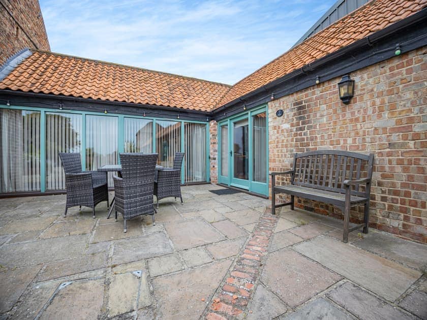 Exterior | The Lodge - Holton Lodge Retreats, Holton-Le-Clay, near Cleethorpes