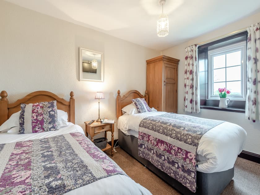 Twin bedroom | Halls Bank Farm - Halls Bank Cottages, Arkleby, near Cockermouth