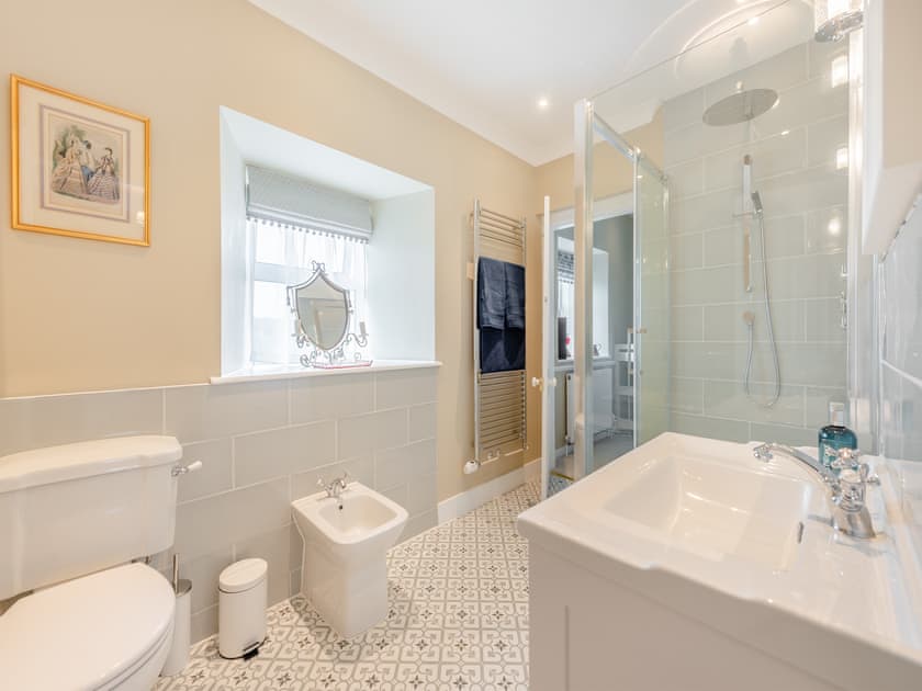 Bathroom | The Anchorage, Pembroke
