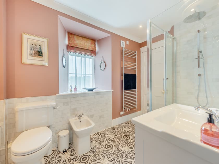 Bathroom | The Anchorage, Pembroke