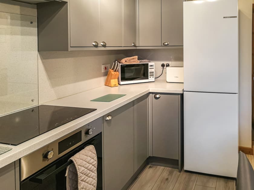 Kitchen | Cysgod Y Coed, Llanbedr