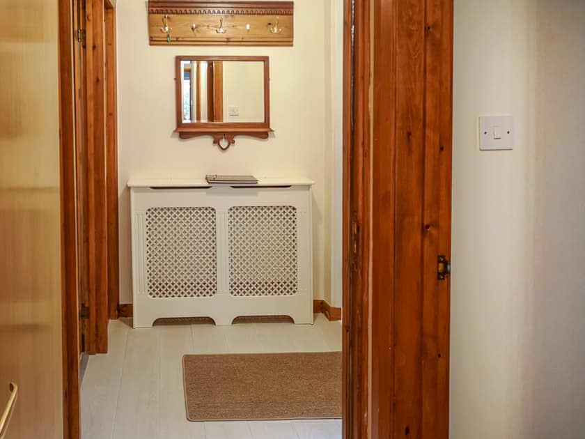 Hallway | Cysgod Y Coed, Llanbedr