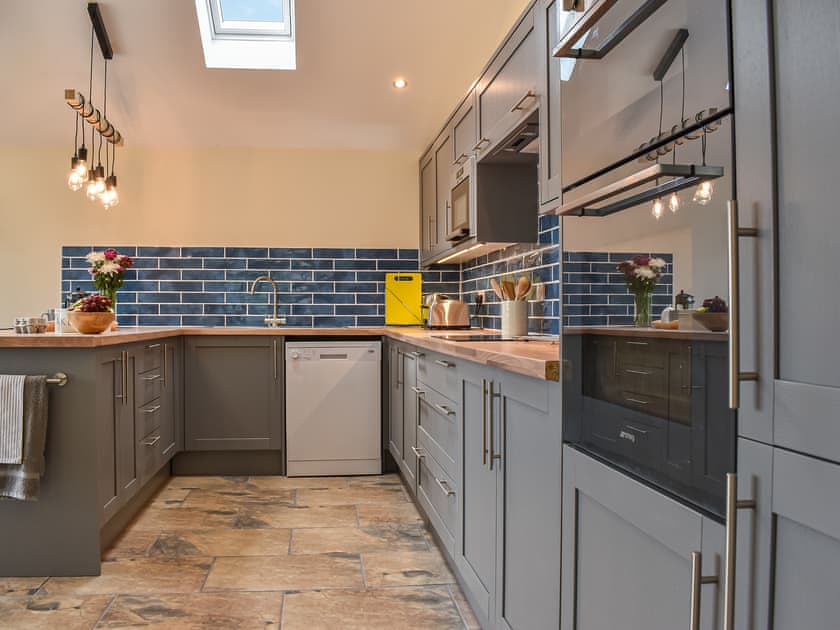 Kitchen | The Threshing Barn - The Threshing Barn and The Shippen, Bucks Cross, near Bideford