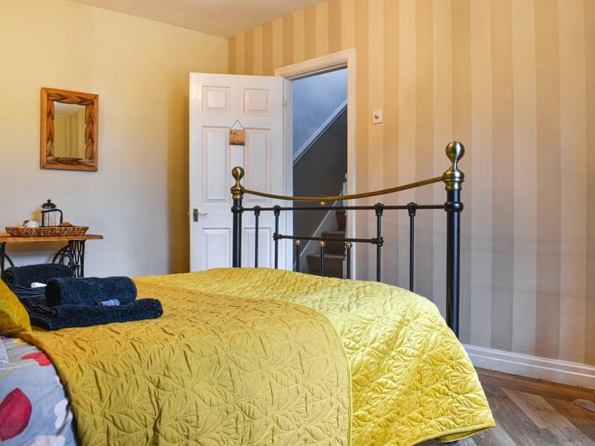 Double bedroom | Half Pint Cottage, Haworth