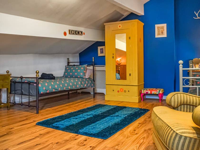 Twin bedroom | Half Pint Cottage, Haworth