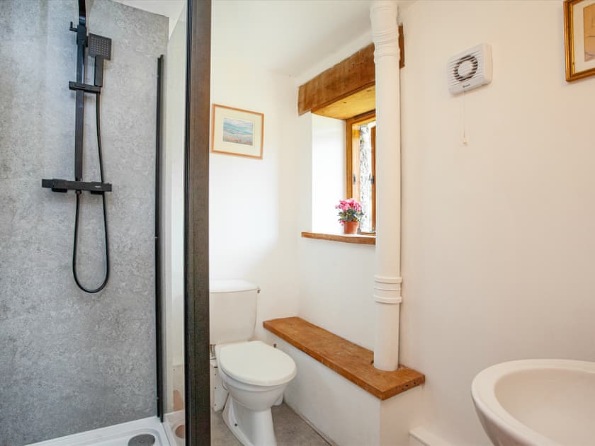 Bathroom | Pondmead, Monkokehampton, near Okehampton